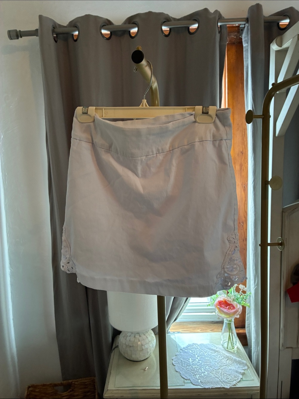 Lace-Trim Mini Skirt in Light Lavender